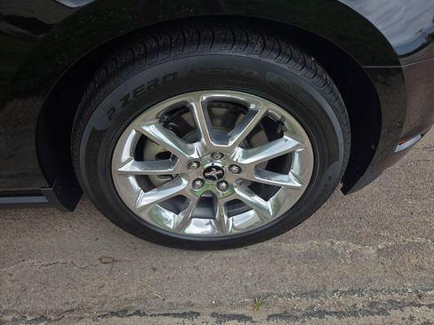 Used 2010 Ford Mustang GT Premium RWD image 16