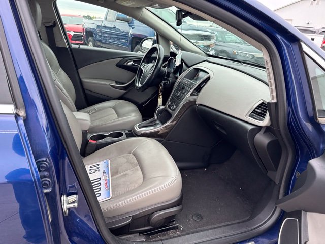 Used 2013 Buick Verano Convenience FWD image 9