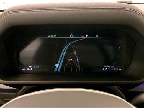 Used 2020 Land Rover Defender 110 SE image 20