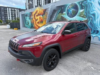Used 2017 Jeep Cherokee Trailhawk w/ Comfort/Convenience Group