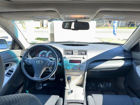 Used 2011 Toyota Camry SE w/ SE Extra-Value Pkg #1 image 6