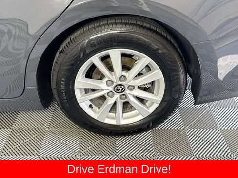 Used 2026 Toyota Camry LE FWD image 4