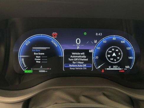 Used 2025 Toyota Sienna XSE image 5