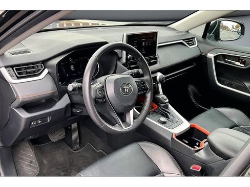 Used 2023 Toyota RAV4 Adventure image 15