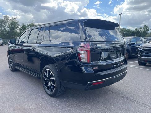 Used 2022 Chevrolet Suburban RST w/ Luxury Package image 4