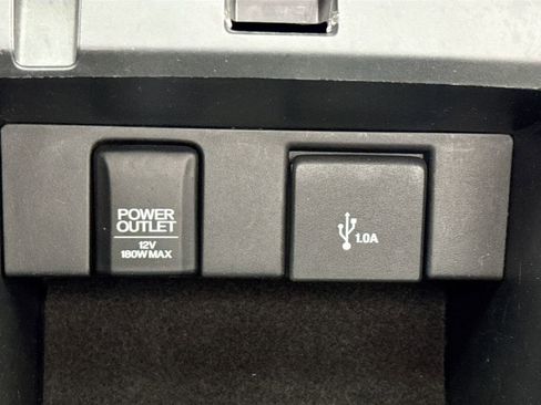 Used 2017 Honda Accord Sport image 17