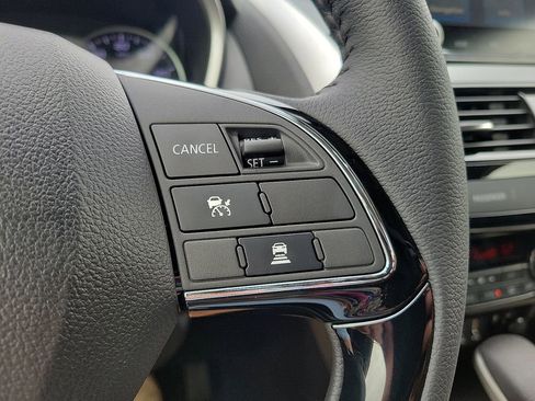 New 2025 Mitsubishi Eclipse Cross SE image 19