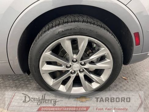 Used 2021 Buick Envision Avenir w/ Technology Package II FWD image 22