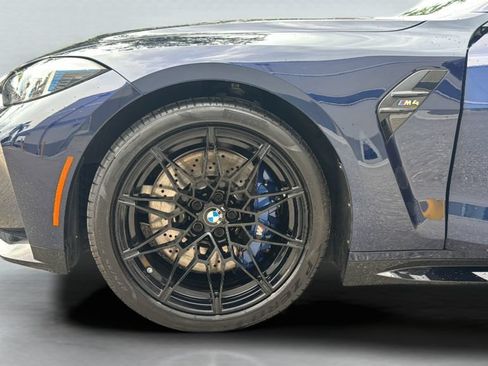Used 2025 BMW M4 Coupe w/ Executive Package RWD image 40