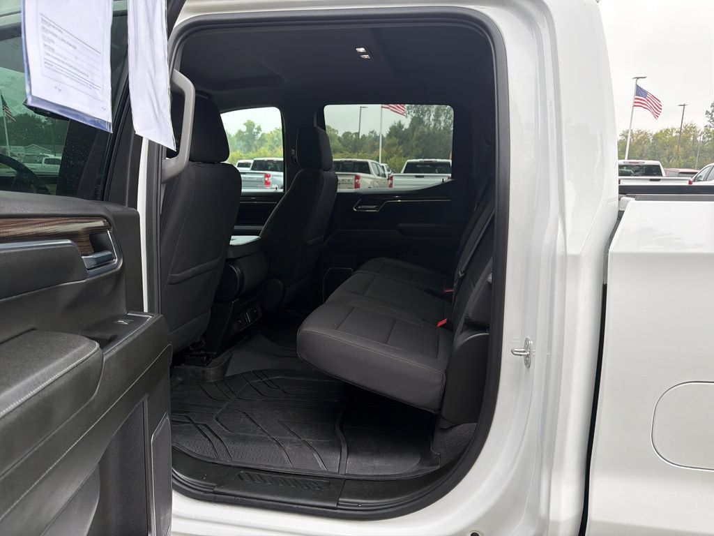 Used 2024 Chevrolet Silverado 1500 RST w/ Max Trailering Package AWD/4WD image 26