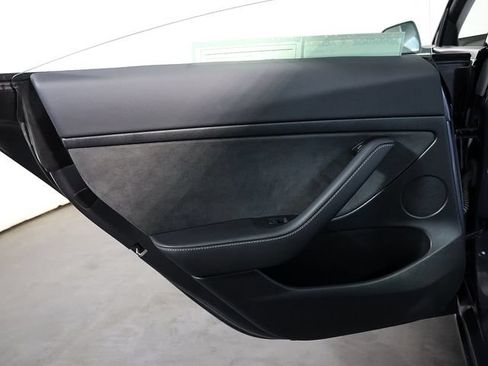 Used 2023 Tesla Model 3 Standard Range RWD image 23