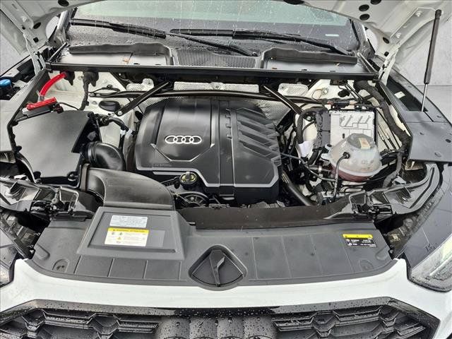 Used 2023 Audi Q5 2.0T Premium Plus w/ Premium Plus Package AWD/4WD image 24