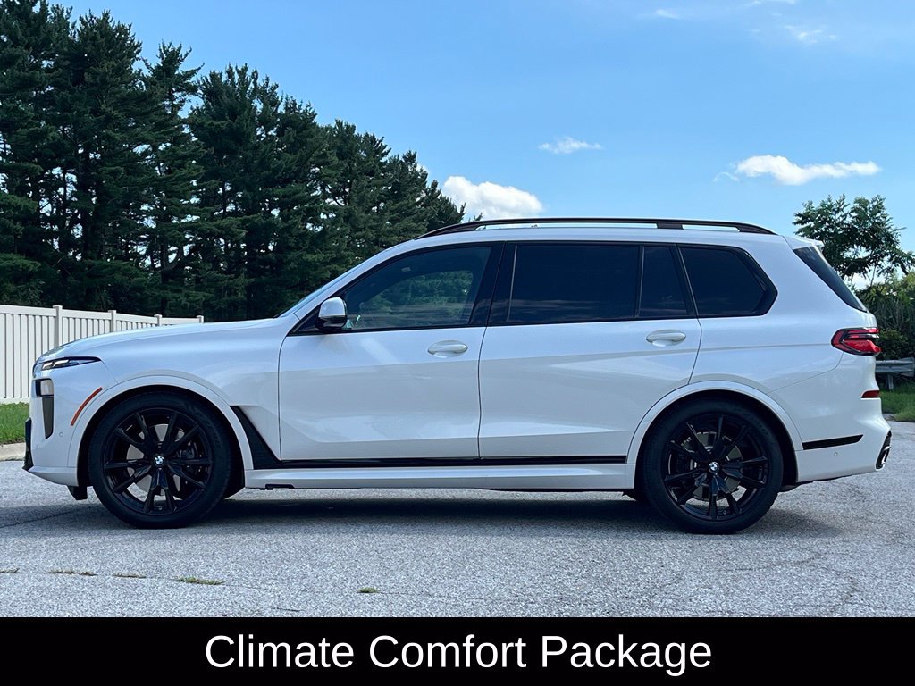 Used 2027 BMW X7 xDrive40i w/ M Sport Package AWD/4WD image 6