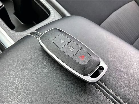 Used 2024 Nissan Sentra SV w/ All-Weather Package FWD image 33