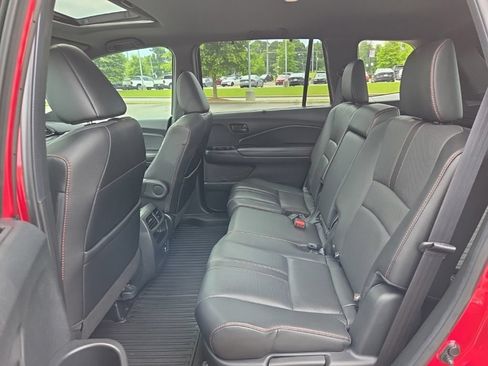 Used 2022 Honda Passport TrailSport image 11