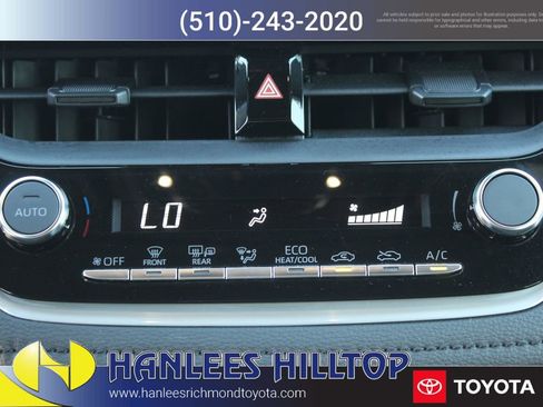 Used 2024 Toyota Corolla SE w/ SE Premium Package image 22