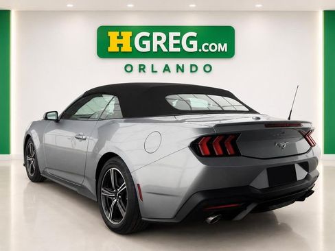 Used 2025 Ford Mustang Premium RWD image 2