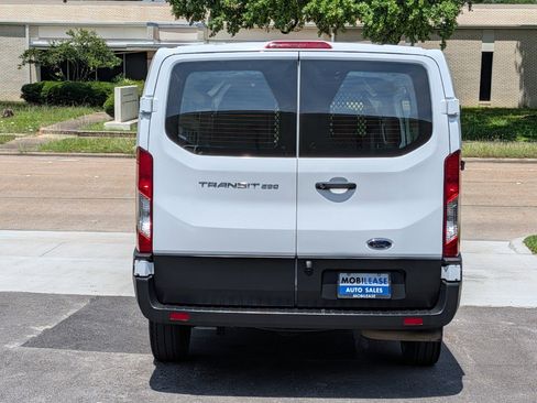 Used 2025 Ford Transit 250 Low Roof w/ Exterior Upgrade Package RWD image 6