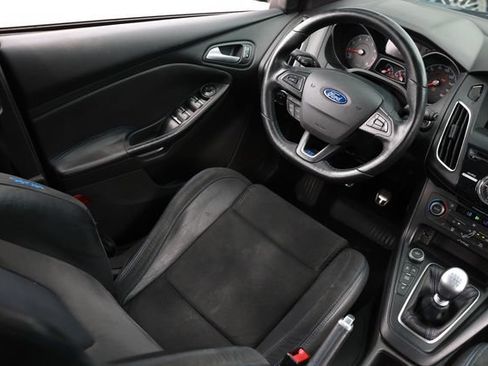 Used 2016 Ford Focus RS AWD/4WD image 24