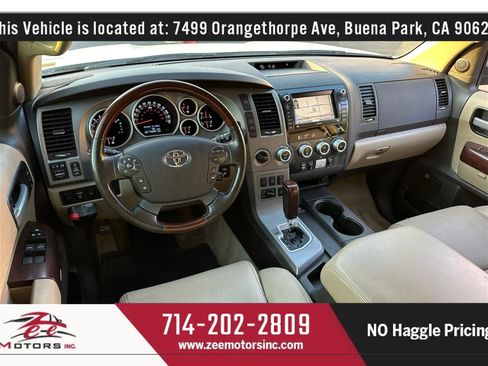 Used 2011 Toyota Sequoia Platinum image 17