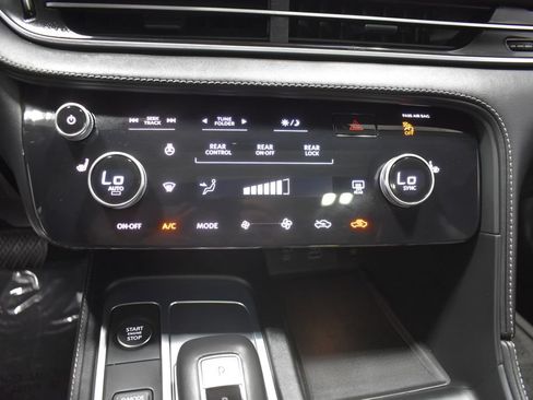 Used 2024 INFINITI QX60 Luxe AWD/4WD image 21