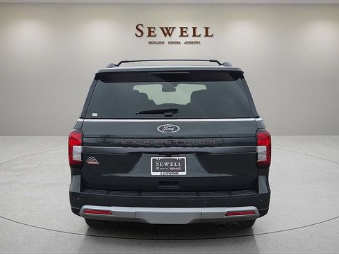 Used 2022 Ford Expedition Timberline AWD/4WD image 4