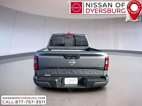 Used 2024 Nissan Frontier SL image 4