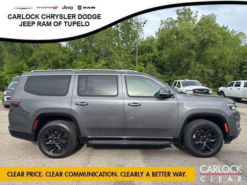 Used 2022 Jeep Wagoneer Series II AWD/4WD image 5