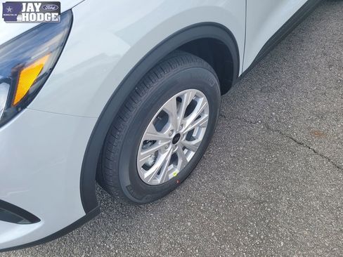New 2026 Ford Escape Active FWD image 9