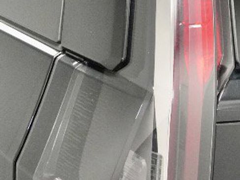 Used 2021 Cadillac Escalade Premium Luxury w/ Driver Assist Tech Package image 69