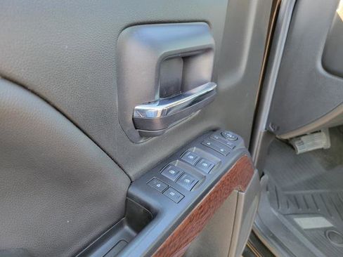 Used 2018 GMC Sierra 1500 SLE w/ SLE Value Package image 8