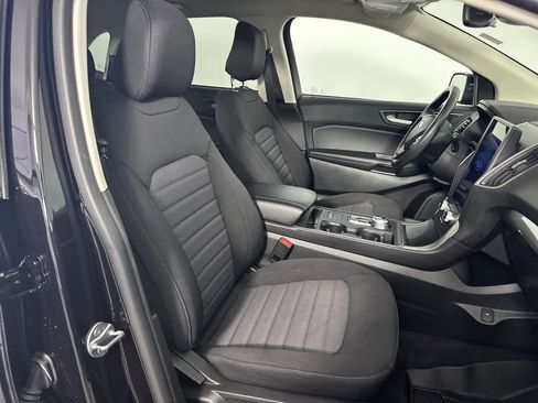 Used 2024 Ford Edge SE w/ Black Appearance Package image 19