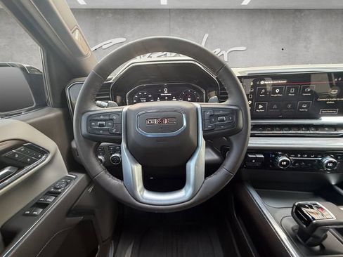 Used 2025 GMC Sierra 1500 SLT AWD/4WD image 21