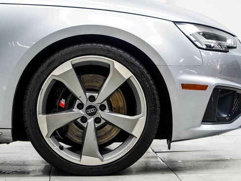 Used 2019 Audi S4 Premium Plus w/ Premium Plus Package AWD/4WD image 9