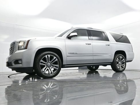 Used 2019 GMC Yukon XL Denali w/ Denali Ultimate Package image 49