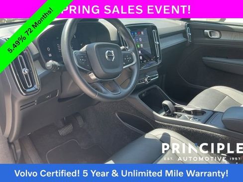 Certified 2025 Volvo XC40 B5 Core AWD/4WD image 29