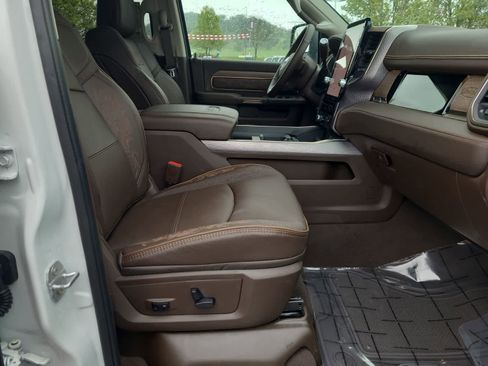 New 2026 RAM 2500 Limited image 22