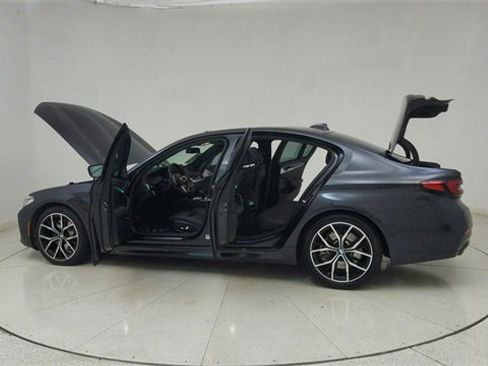 Used 2022 BMW 540i xDrive w/ Executive Package image 78
