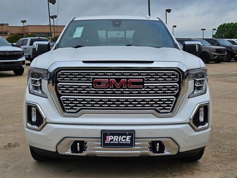 Used 2022 GMC Sierra 1500 Denali w/ Denali Premium Package image 2