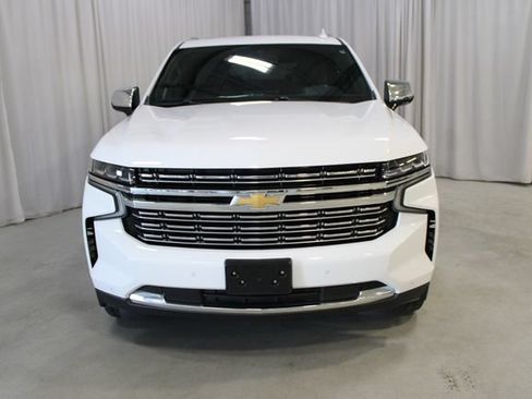 Used 2021 Chevrolet Suburban Premier AWD/4WD image 30