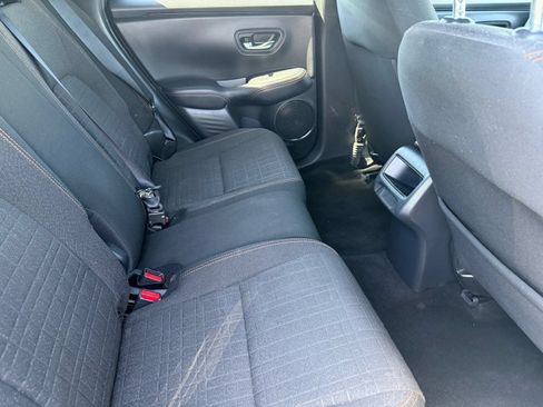 Used 2023 Honda HR-V Sport image 29