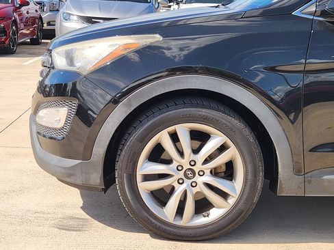 Used 2016 Hyundai Santa Fe Sport 2.0T w/ Option Group 05 AWD/4WD image 9
