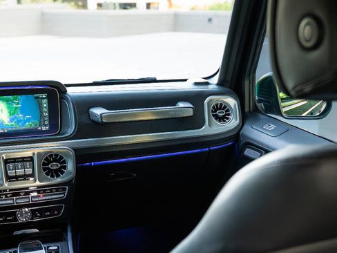 Used 2024 Mercedes-Benz G 550 image 35