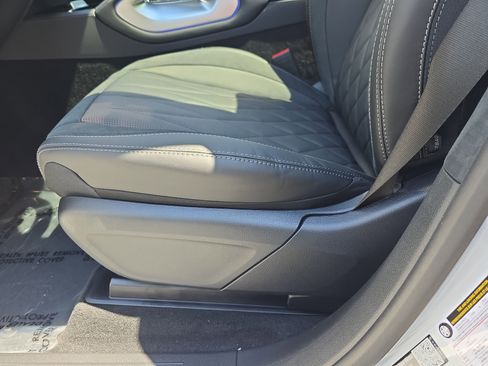 New 2026 Mercedes-Benz GLE 53 AMG 4MATIC Coupe image 28