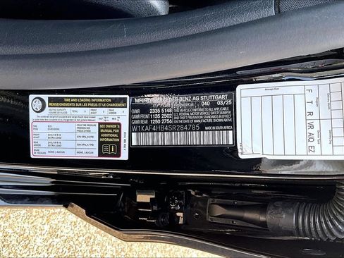 Used 2025 Mercedes-Benz C 300 4MATIC Sedan image 34