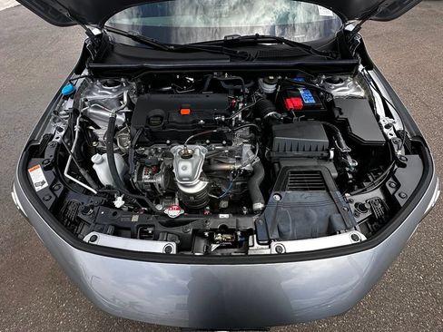 Used 2024 Honda Civic Sport image 17