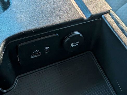 Used 2016 RAM 1500 Express image 27