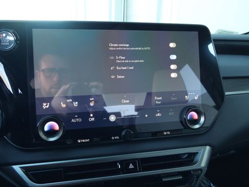 Used 2025 Lexus RX 350 Premium image 26