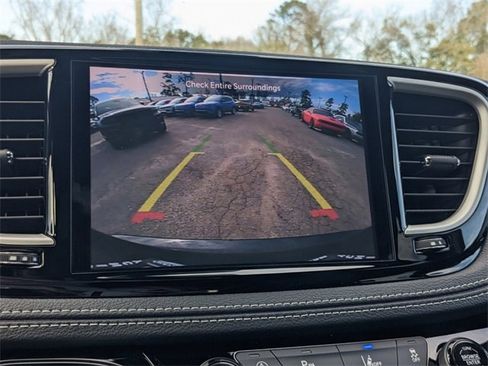 New 2025 Chrysler Pacifica Select image 21