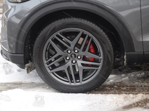 Used 2025 Ford Explorer ST image 30